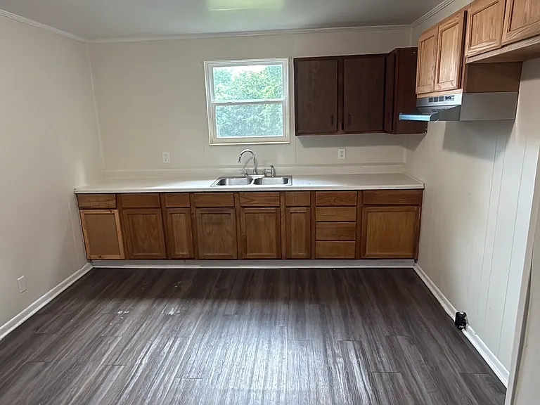 1336 Tune Ave — Photo 4