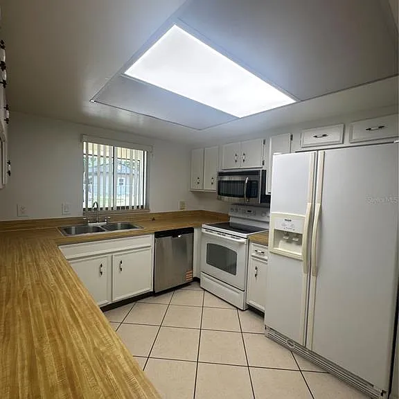 2329 Pine Tree Ct — Photo 13