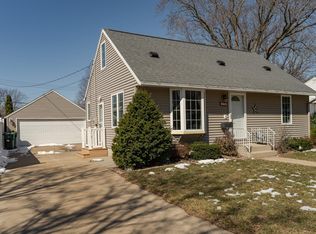 809 18th Ave NE, Rochester, MN 55906