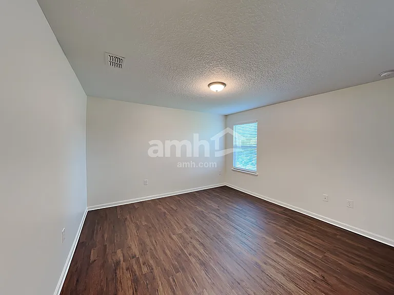 2433 Adams Lake Blvd — Photo 21