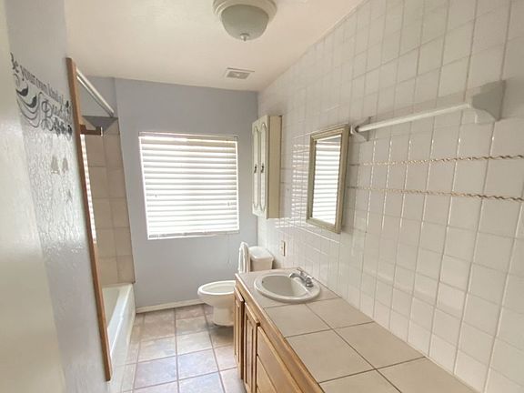 4th image of 1025 S 1st Ave