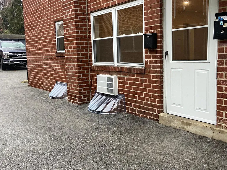 2510 Harding Ave #1 — Photo 11