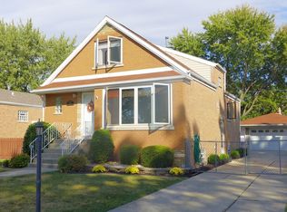 10729 S Kenneth Ave, Oak Lawn, IL