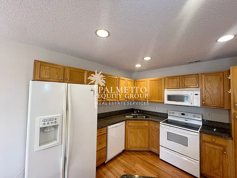 5138 Bartholomews Ln — Photo 9