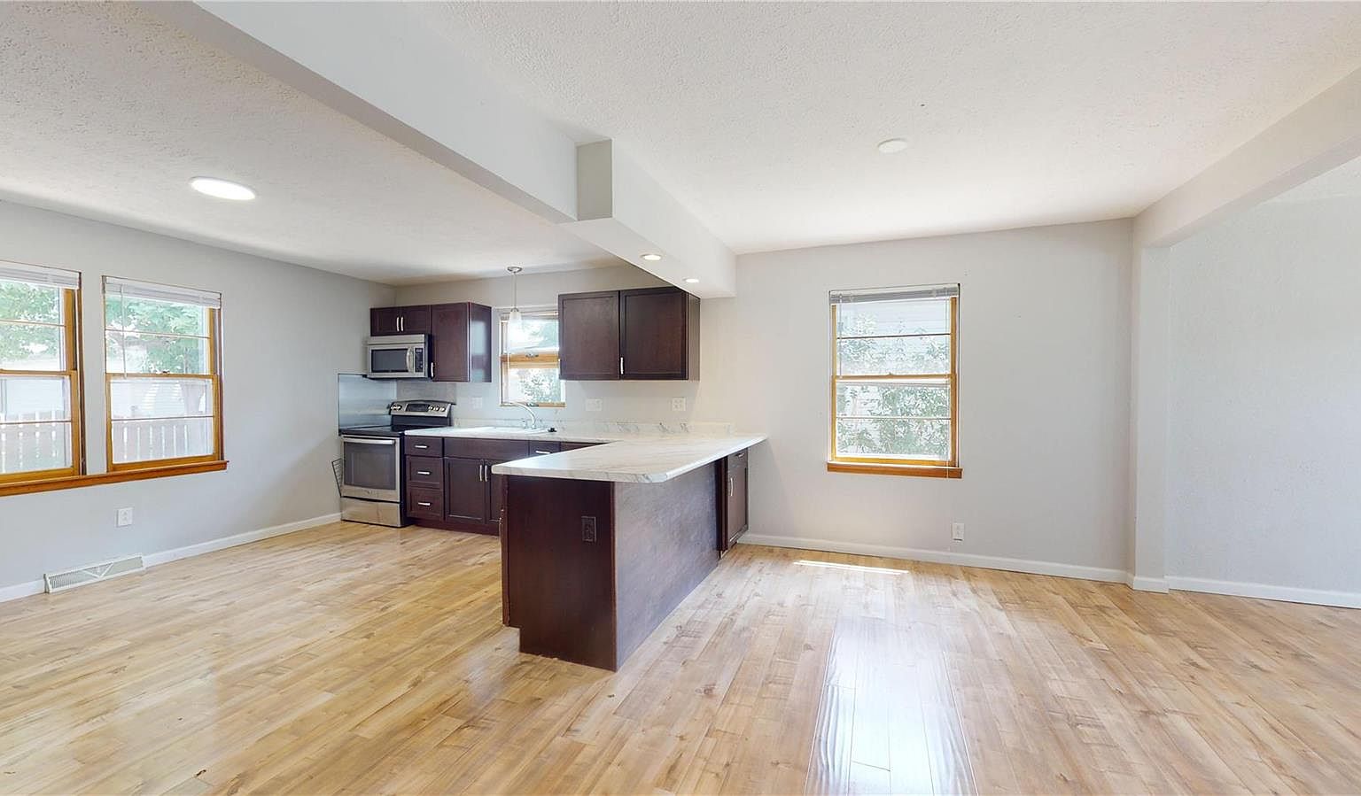 321 N 1st St, Breese, IL 62230 Zillow