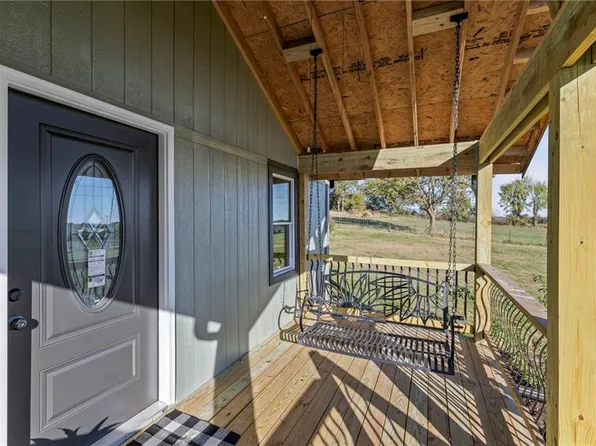 28778 W 319th St, Paola, KS 66071