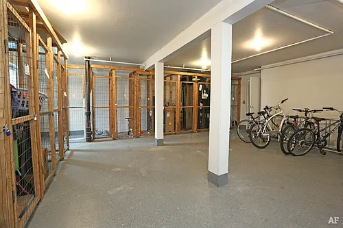 2047 Charlton Ave Photo 1