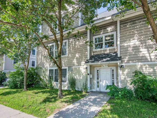 354 Manhattan Drive #13, Burlington, VT 05401