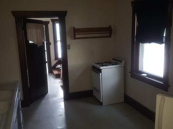5th image of 1514 Rosemary Ln APT 101