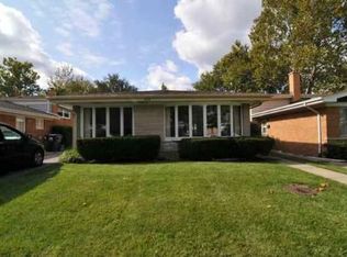 920 Long Rd, Glenview, IL 60025