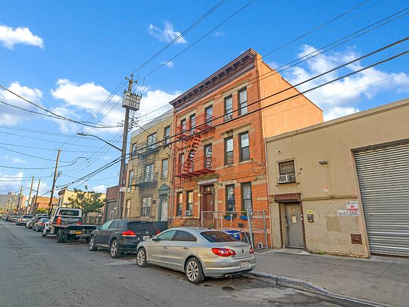 4th image of 2767 W 15th St
