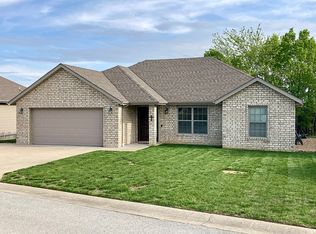 243 Redwine Cir, Branson, MO 65616