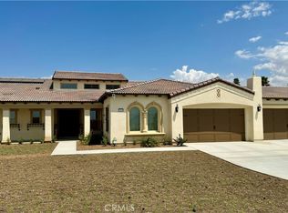 16220 Gallery Heights Dr, Riverside, CA 92504