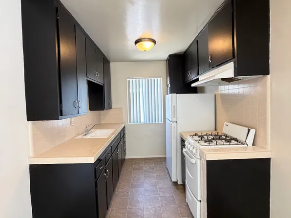 11275 Huston St APT 8, North Hollywood, CA 91601