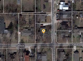 424 S Prairie St, Pilot Point, TX 76258