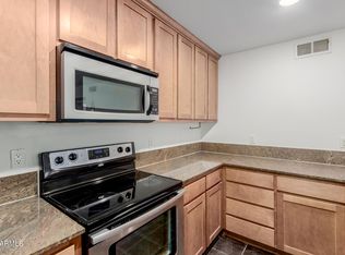 4704 E Paradise Village Pkwy N APT 224, Phoenix, AZ 85032