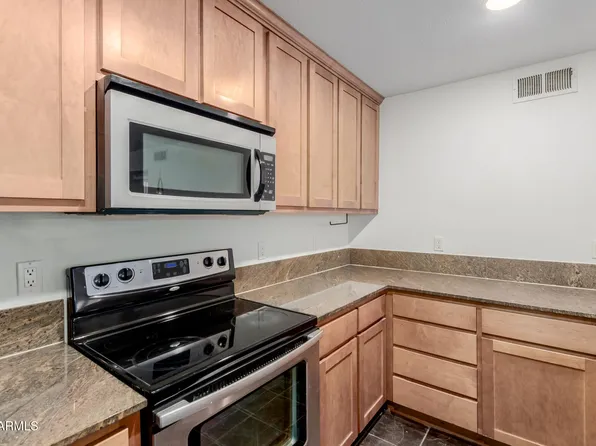 4704 E PARADISE VILLAGE Parkway N #224, Phoenix, AZ 85032