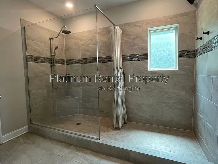 3215 Summerpoint Xing — Photo 45
