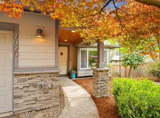 7020 SW 36th Ave, Portland, OR 97219