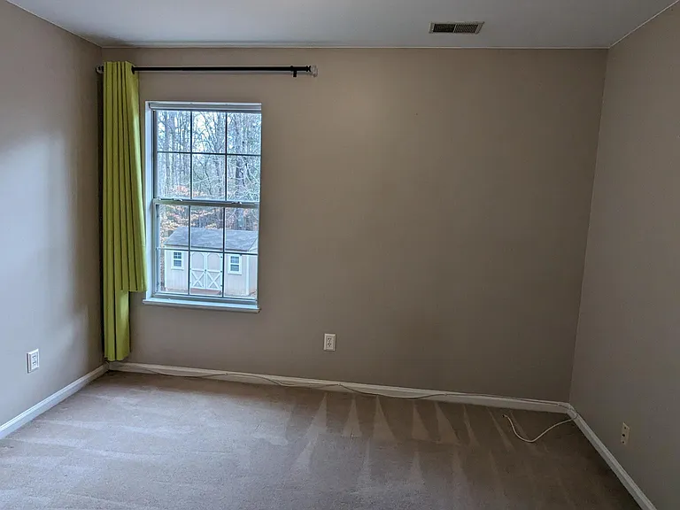 415 Malton Ct — Photo 12