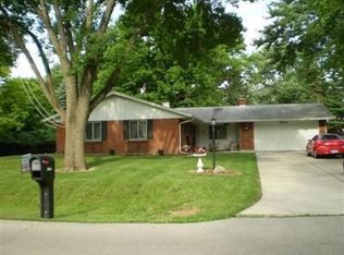 2827 Lantz Rd, Beavercreek, OH 45434