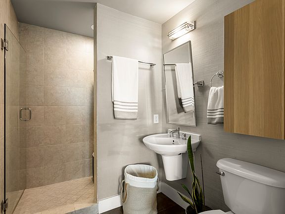 5th image of 60 SW 13th St APT 4202