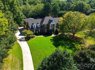 4301 Horseshoe Bnd, Matthews, NC 28104