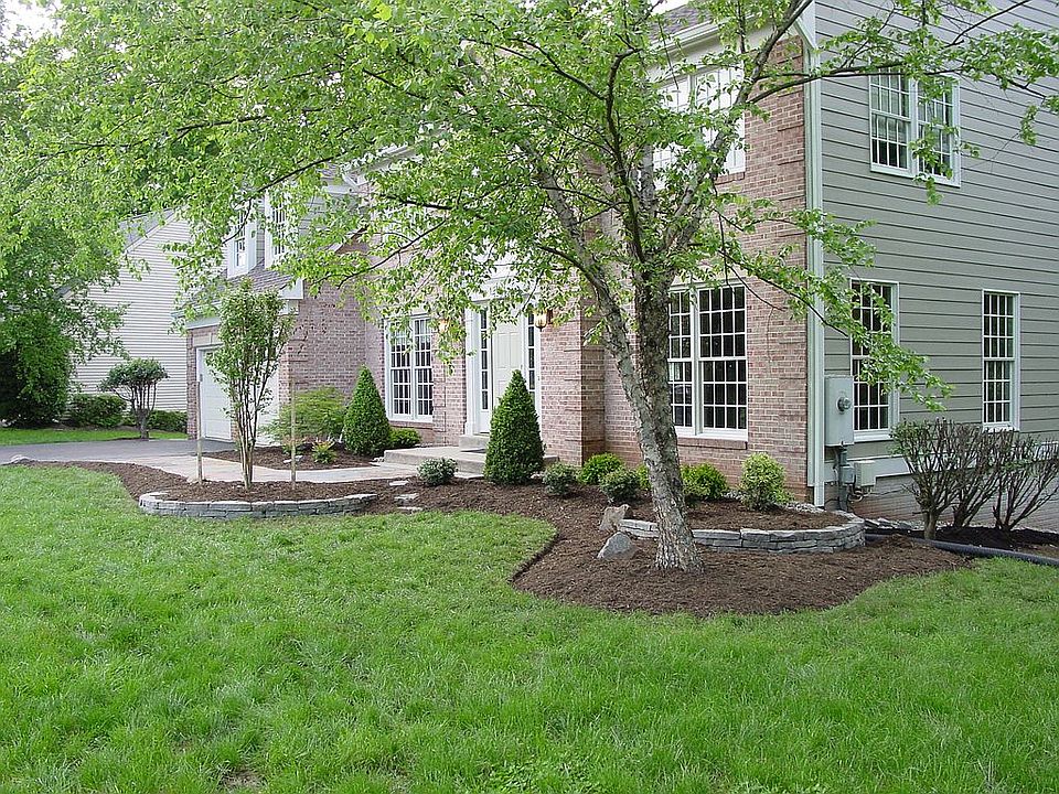 1st image of 12110 Heather Way