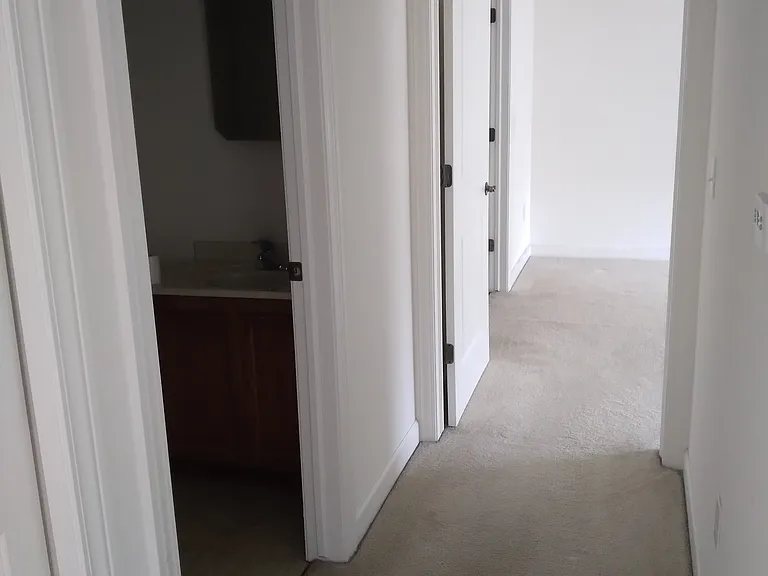 920 Marquette Ave #303 — Photo 33