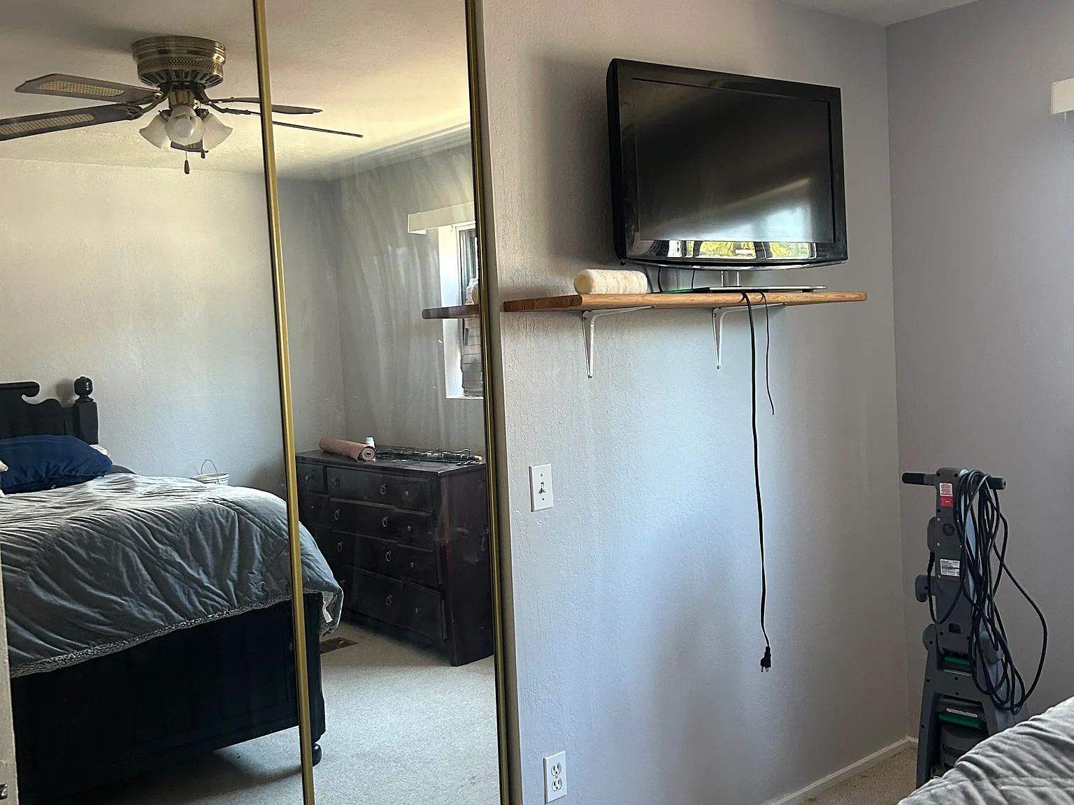 3 bed, 1200 sqft, $1,000 — Photo 3