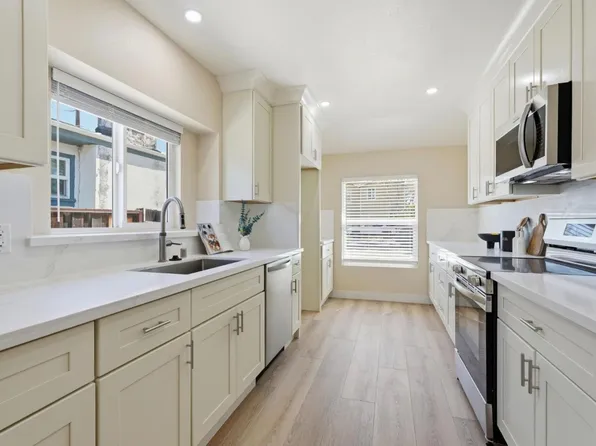 135 E Younger Ave, San Jose, CA 95112