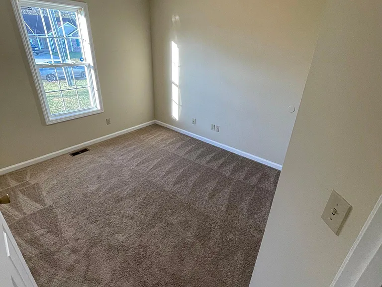 3235 S Senseney Cir — Photo 15