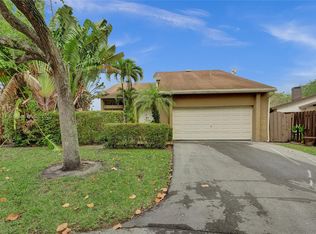 11724 SW 134th Ct, Miami, FL 33186