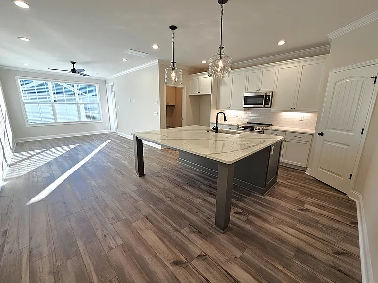411 Perry Ave #1 — Photo 12