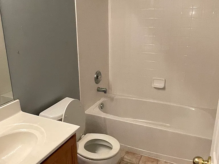 18305 Roy Croft Dr — Photo 22