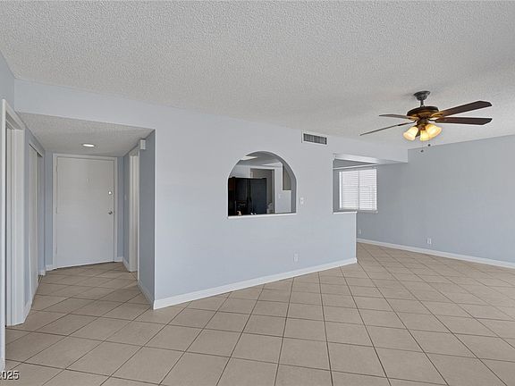 5th image of 4784 El Escorial Dr