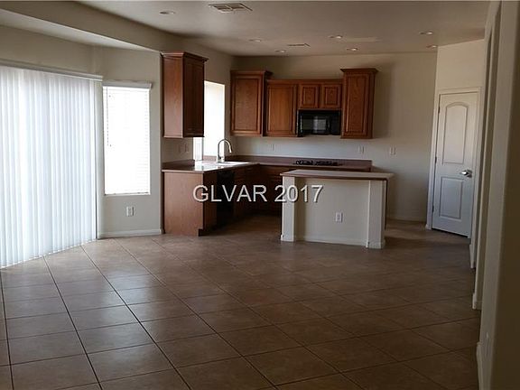 4th image of 8252 Settlers Inn Ct