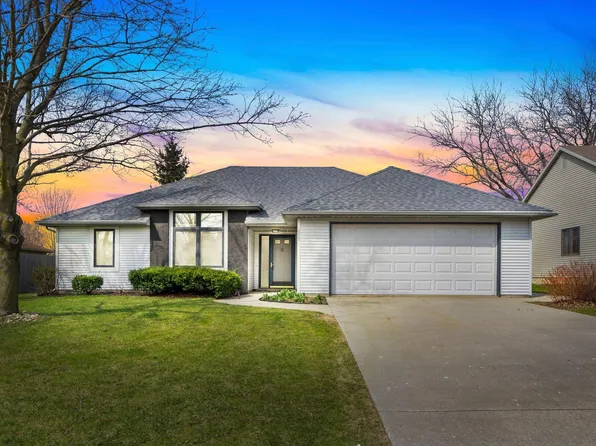 815 Duesenberg Dr, Auburn, IN 46706