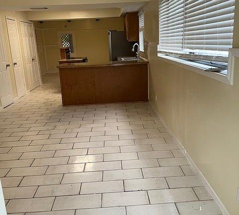 3rd image of 2899 NE 2nd Ave
