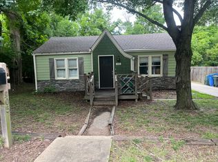 905 N Mission Blvd, Fayetteville, AR 72701