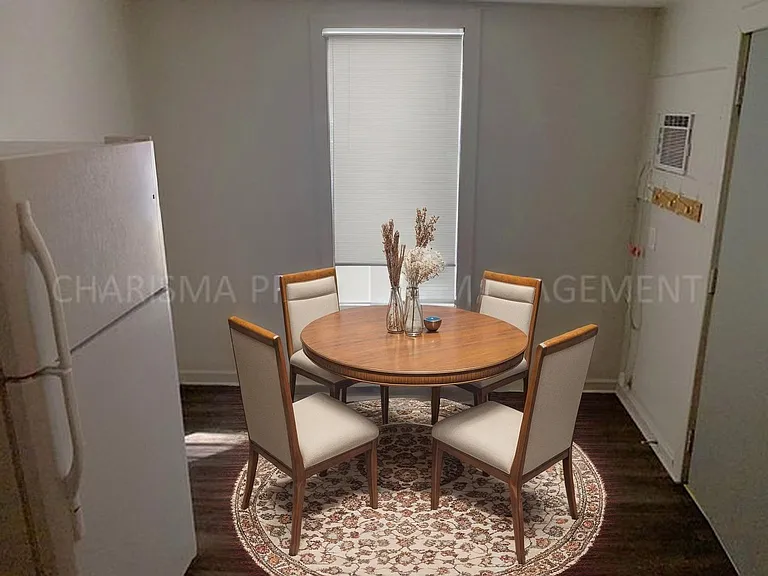 817 W 11th St #1 — Photo 15