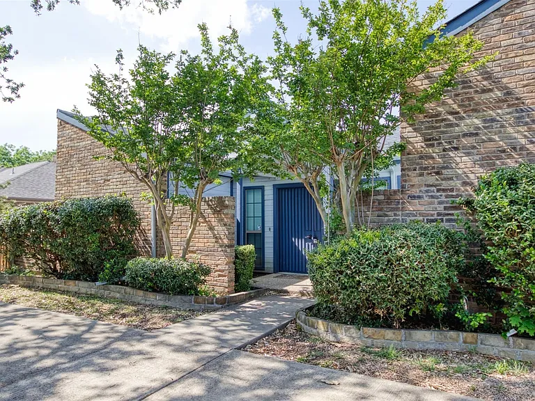 3809 Graphic Pl — Photo 8