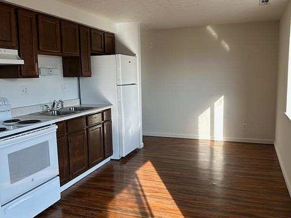 2nd image of 2789 Queen City Ave APT 36