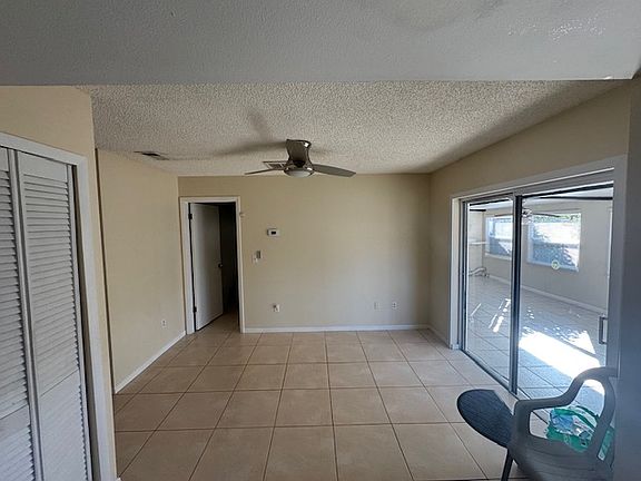 2nd image of 819 Poinciana St