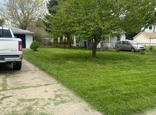26645 Oakland St, Roseville, MI 48066