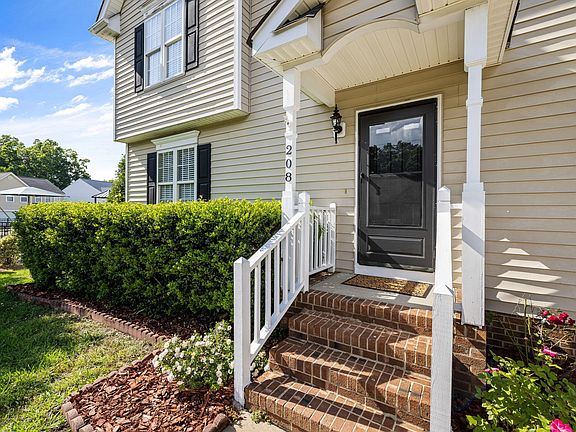 2nd image of 208 Texanna Way