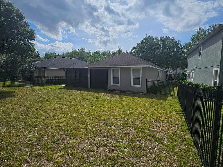 413 Victoria Hills Dr — Photo 35