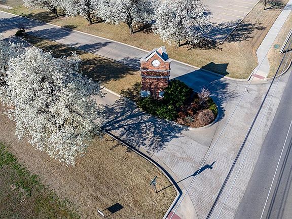 2nd image of 1511 Abbey Rd Lot 1