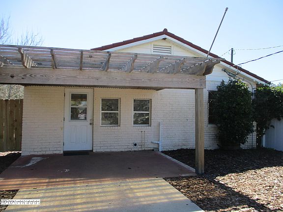 2nd image of 116 Sunrise Blvd