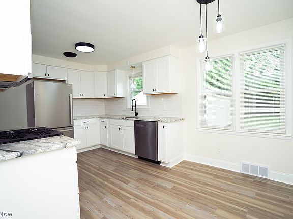 5th image of 628 Creed St